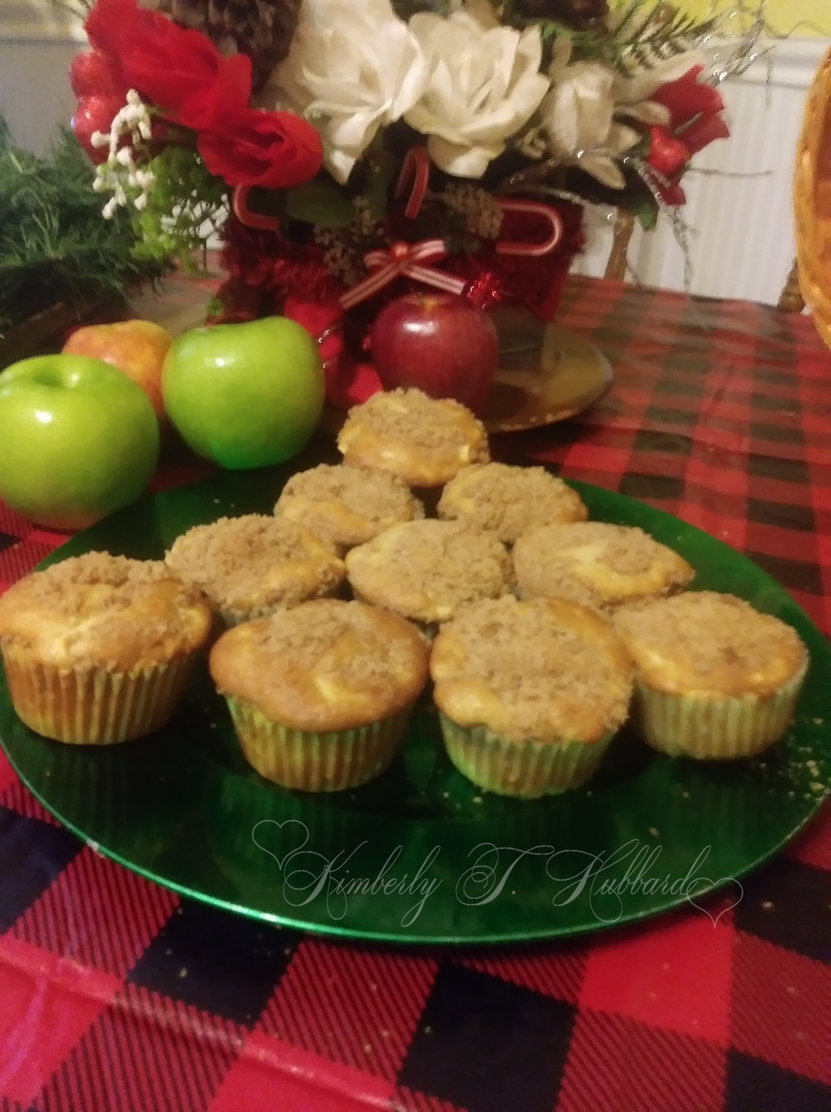 Apple Cinnamon Streusel Muffins