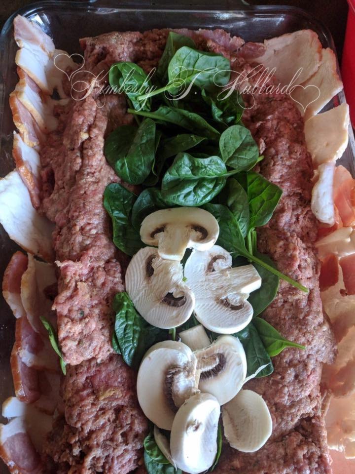 Spinach Mushroom Stuffed Meatloaf