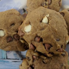 Pumpkin Chocolate Chip Cookies