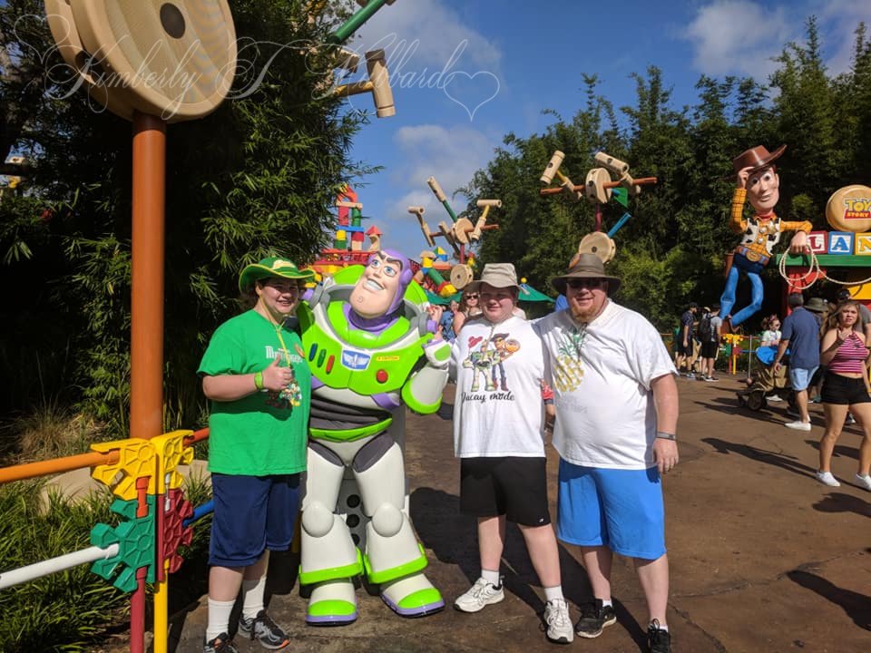 Toy Story Land & Buzz Lightyear