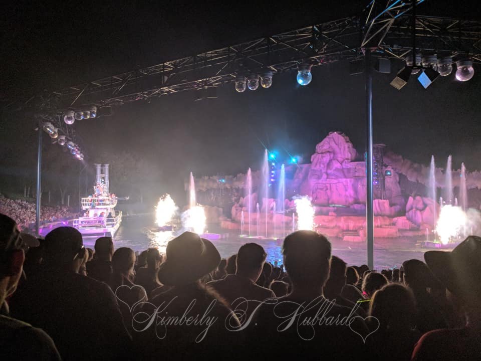 Fantasmic!