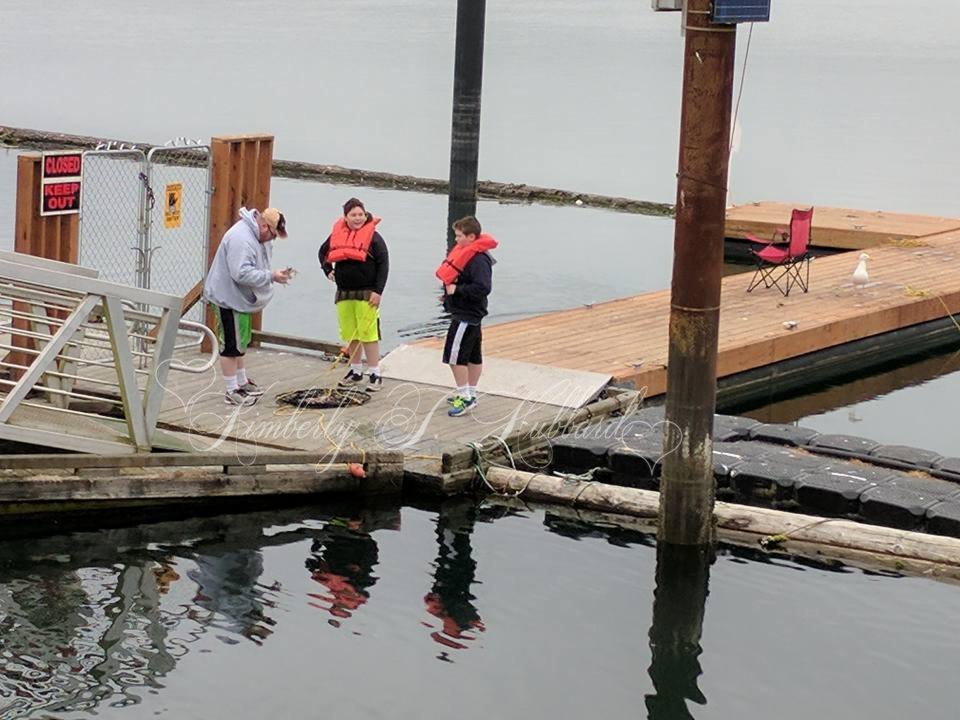 Crabbing in Waldport